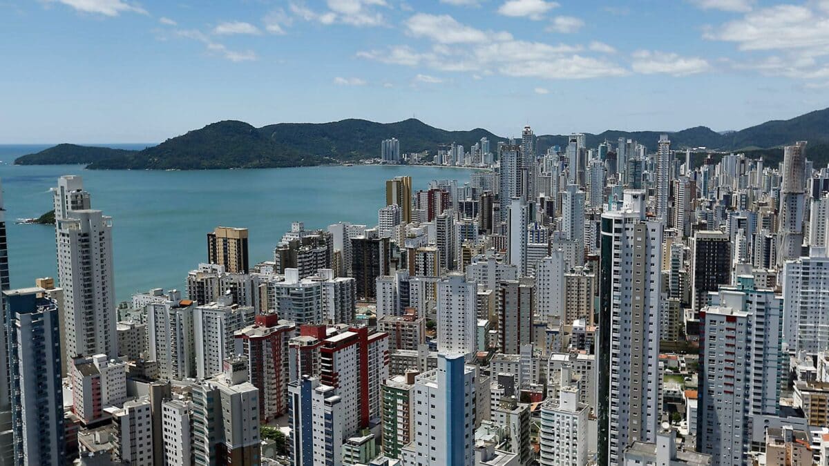 5 razões para conhecer o arranha-céu residencial mais alto do mundo. 1 5 razões para conhecer o arranha-céu residencial mais alto do mundo.