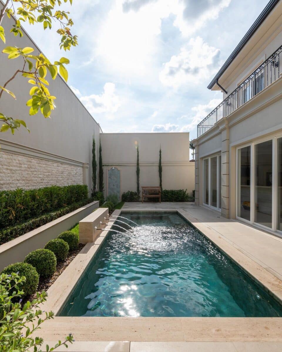 Dicas essenciais para planejar casas com piscina 8 foto de casas com piscina