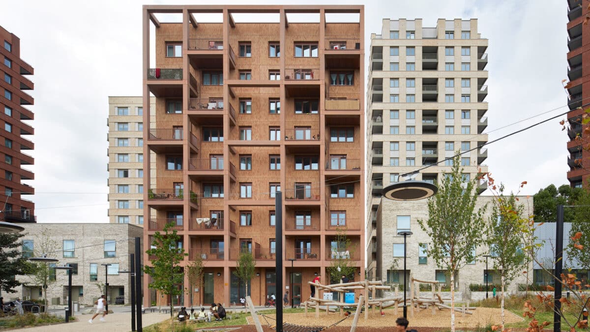 Regeneração Sustentável: White Arkitekter Transforma Gascoigne Estate em Londres. 1 Regeneração Sustentável: White Arkitekter Transforma Gascoigne Estate em Londres.