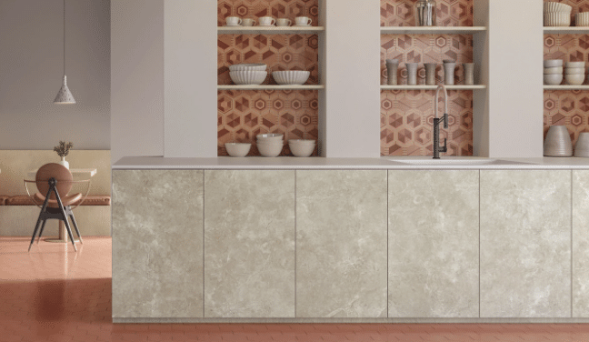 Como Escolher a Cerâmica Ideal para a Cozinha: Beleza, Praticidade e Resistência 5 Cerâmica para cozinha: porcelanato Caleidoscópio HEX MIX SGR NAT é ideal para backsplash e painéis decorados – Foto: Ceusa