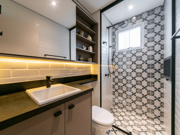 3 Modelos de Pia para Banheiro Pequeno para se Inspirar 14 Pia para banheiro pequeno de cerâmica é um dos modelos mais populares –Projeto: AGT Arquitetura – Bianca Agustinetti | Foto: @arquitturafotografica
