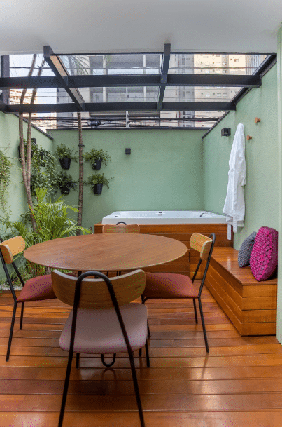 7 Modelos de Pergolado e Dicas para se Inspirar 8 Valores do pergolado variam de acordo com material, tamanho e local de instalação – Projeto: Duda Senna | Foto: Jp Image