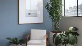 Azul-índigo: como usar essa cor nos ambientes e destacar a decoração 6 A cor azul-índigo é uma tonalidade escura e marcante que pode ser adicionada de diferentes formas no espaço, seja em detalhes, móveis ou superfícies.