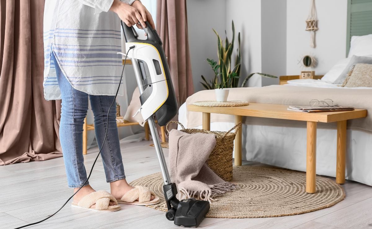 Como Limpar Piso Laminado: Dicas e Tutoriais Práticos 2 Imagem sobre dicas de como limpar piso laminado, destacando a versatilidade e manutenção do material.