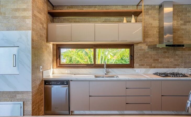 Descubra a Versatilidade da Cor Areia na Decoração 8 Foto de cor areia 03 - A cor areia pode ser combinada com tons terrosos para criar um ambiente boho.