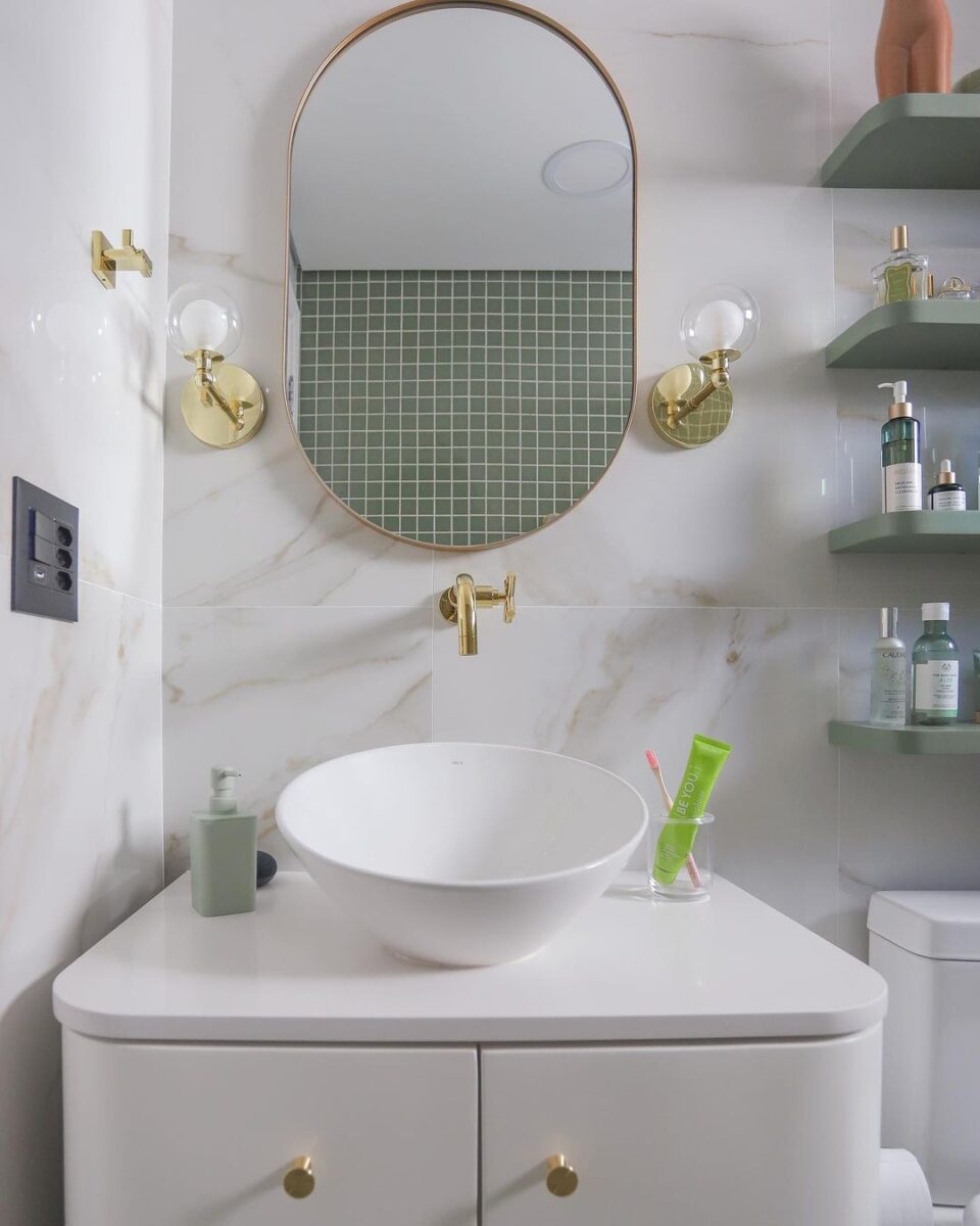 Transforme sua Decoração com o Clássico Espelho Oval 9 Amanda Mincherian Arquitetura