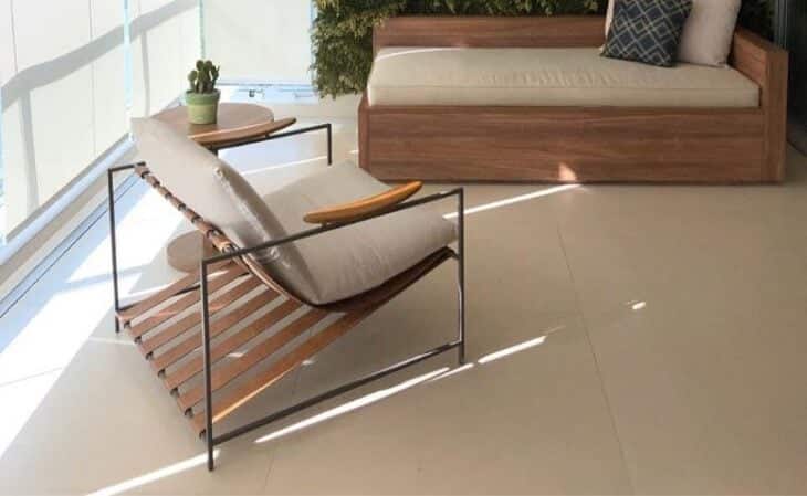 Inspire-se com 10 ideias de decoração utilizando porcelanato acetinado 4 Porcelanato acetinado com um acabamento bonito e moderno.