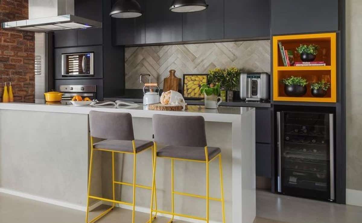 Como usar o granito branco na sua decoração 10. 9 Image of kitchen countertop 000