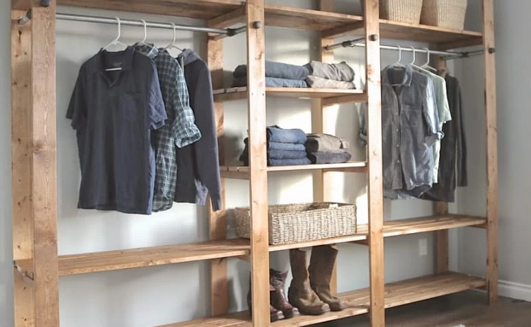 Aprenda a Fazer um Guarda-Roupa de Pallet com 50 Ideias Inspiradoras 3 Guarda-roupa de pallet é uma opção sustentável e econômica para a decoração.