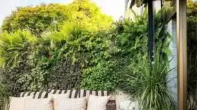 Dicas Práticas e 75 Ideias para Decorar Seus Muros 9 30 ideias de muro verde para ter uma casa mais natural