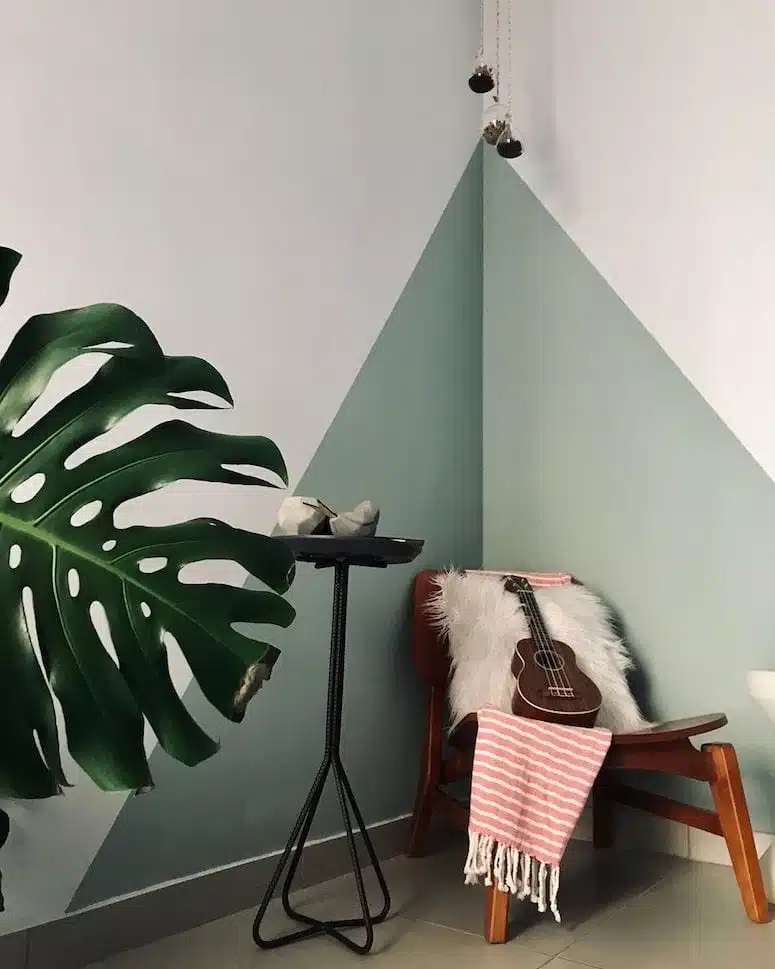 Parede Geométrica: 10 Inspirações Para Decorar 1 A pintura em 3D não é genial?