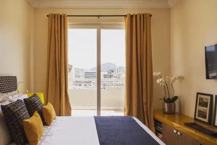 10 Modelos de Quartos Amarelos para Decorar com Estilo 2 Jean de Just