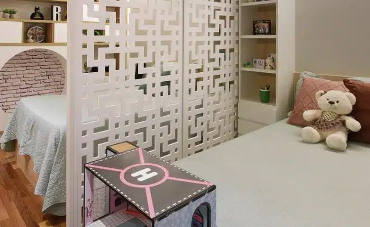 6 Ideias para um Quarto Compartilhado entre Irmãos Aconchegante e Funcional 1 Quarto compartilhado entre irmãos com divisórias.