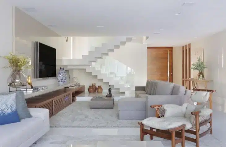 Foto de sala com escada 3 1 - 3