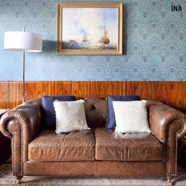 Sofa marrom: modelos e como combina-lo em seus ambientes 1 Foto: Reprodução / Iná Arquitetura
