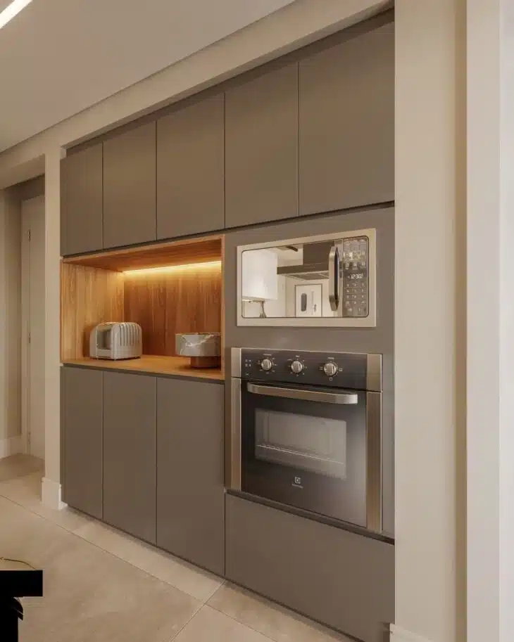 10 Opções de Armário de Cozinha Cinza para Uma Organização Sofisticada 9 Sugestão de uso do cinza na decoração da cozinha.