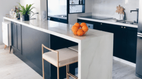 60 ambientes com porcelanato que imita madeira super elegantes