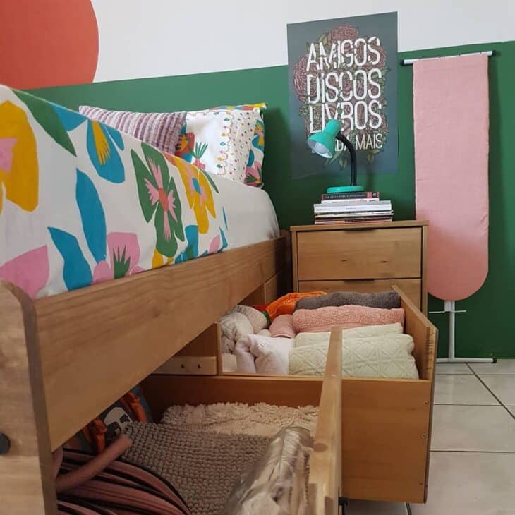 Cama com Gavetas: 10 Inspirações para Espaços Reduzidos 1 ATÉ OS BRINQUEDOS DA CRIANÇADA