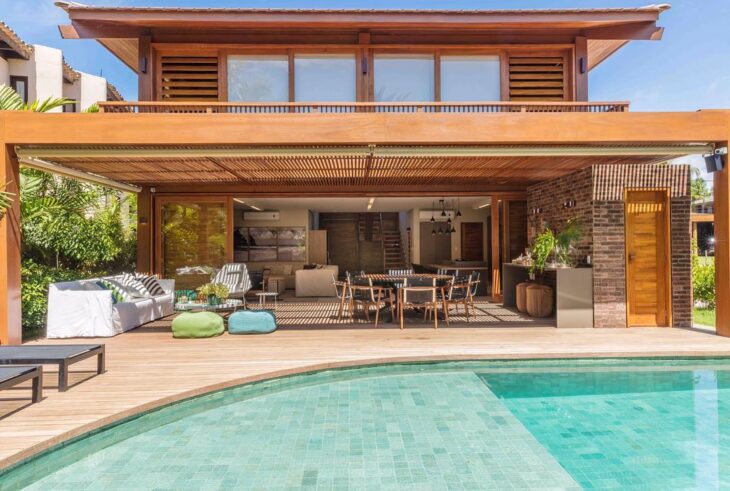Decoração de Varandas: 10 Ideias para um Ambiente Aconchegante 1 Linhas retas e modernas para a tradicional varanda.