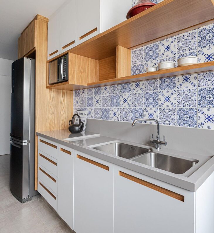10 Projetos de Cozinha de Madeira para Planejar um Ambiente Charmoso 1 O planejamento é ideal para que a cozinha fique impecável.