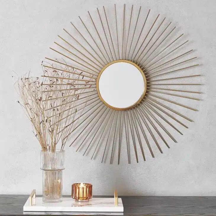 10 Modelos de Espelho Sol para Decorar e Iluminar o Ambiente 1 Espelho sol em formato circular