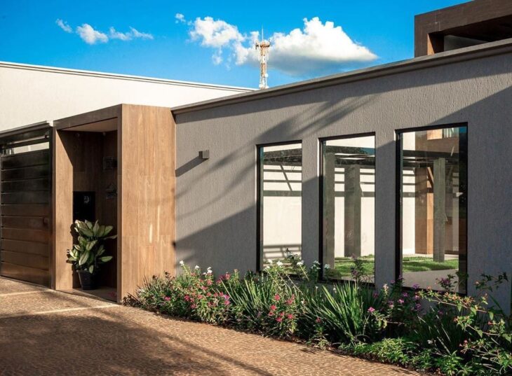 Muro de vidro: 10 modelos sofisticados e funcionais para o seu projeto 10 Muro de vidro com decoração clean.