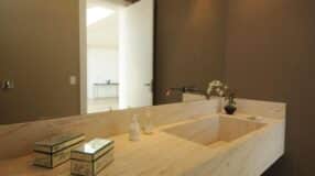 10 Ideias de Banheiros Decorados para Dar uma Cara Nova ao Seu Espaço 7 Com revisão da Arq. Andressa Oliveira