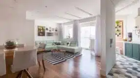 10 Ambientes com Porcelanato que Imitam Madeira Super Elegantes 7 Foto de piso de madeira