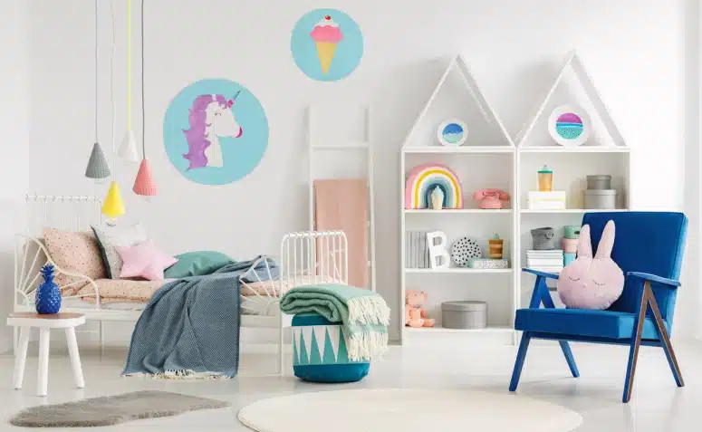 Como Decorar um Quarto de Unicórnio: Ideias e Inspirações com 10 Dicas 3 inspirador quarto de unicórnio com decoração mágica