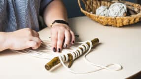 Como Usar o Macramê na Decoração: 10 Ideias Criativas 7 Exemplo de artesanato fácil.