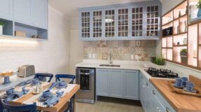 10 Projetos de Cozinha Rosa para Suspirar de Amores 9 Cozinha inspirada na estética retro, que pode ser aplicada de forma divertida.
