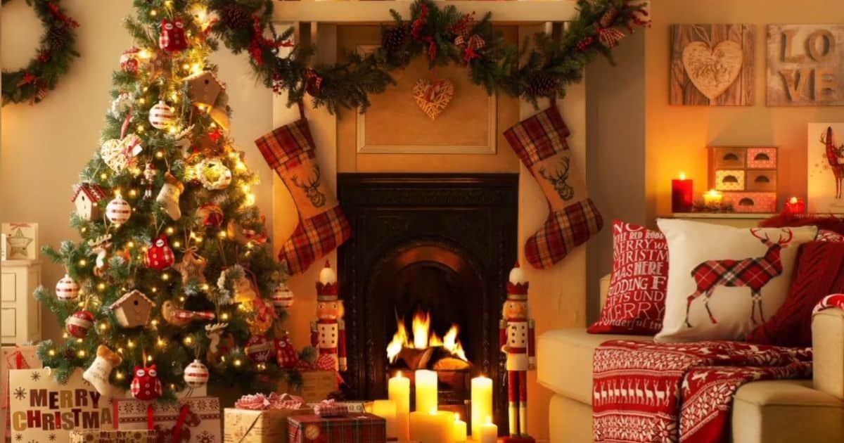 5 maneiras criativas de usar luzes de Natal na decoração. 1 5 maneiras criativas de usar luzes de Natal na decoração.