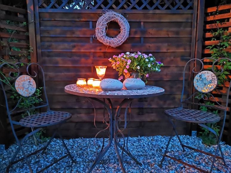 Móveis para Jardim: 10 Ideias para Inspirar sua Decoração 5 Móveis de fibra sintética que são resistentes à água.