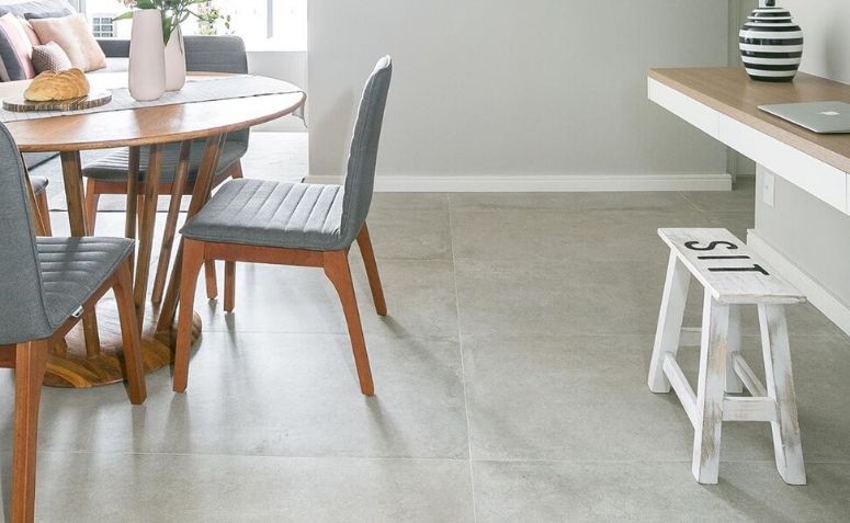 Imagem que mostra uma visão geral do porcelanato acetinado.