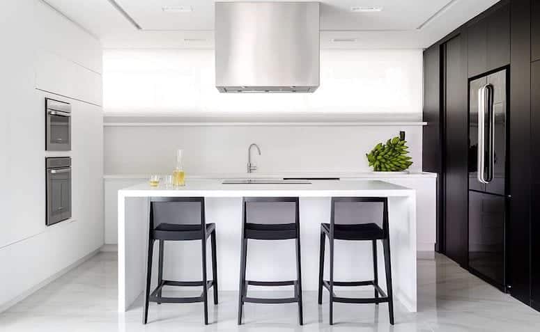 Como Escolher o Porcelanato Ideal para sua Cozinha 3 Imagem de porcelanato na cozinha