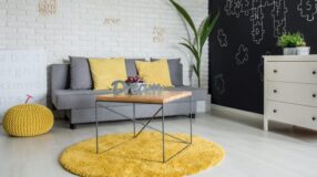 Tapete para cozinha: onde comprar e 10 modelos para inspirar 9 Tapete marrom que harmoniza bem com os móveis, ideal para criar uma atmosfera acolhedora.