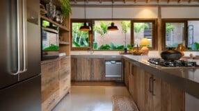 Luminárias rústicas: 10 ideias encantadoras que transformam a iluminação dos ambientes. 5 Cozinha rústica decorada