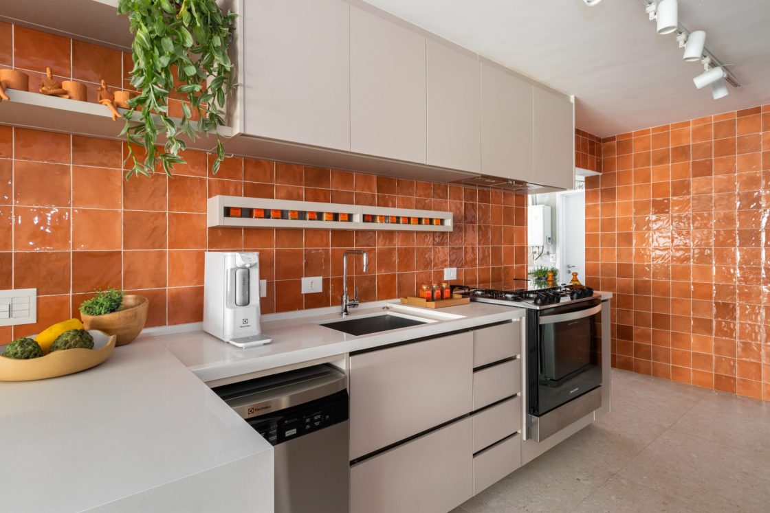 Para uma destonalização harmônica, é preciso planejamento (Projeto: Barlô Arquitetura)