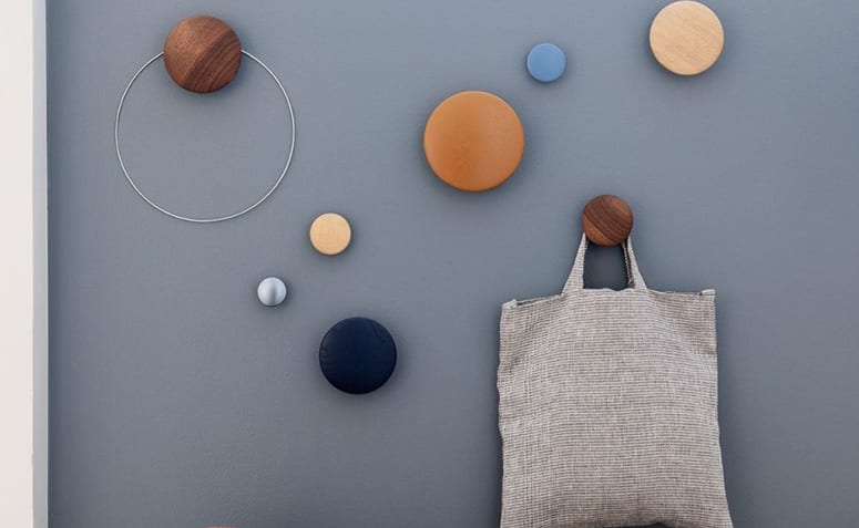 Gancho de parede: 10 ideias para redecorar a casa de forma prática 3 Muuto