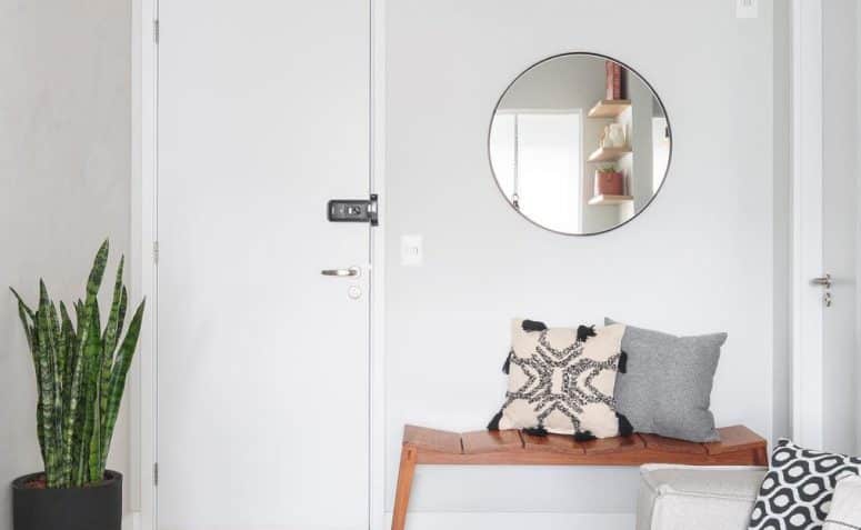 10 Boas Ideias para Decorar um Hall de Entrada Pequeno 3 Estúdio Maré