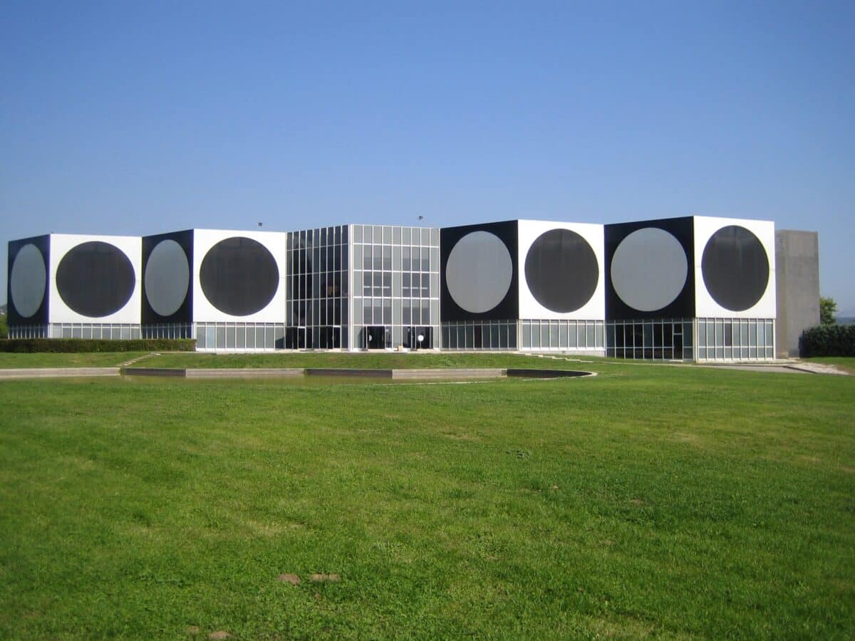 Fundação Vasarely está no roteiro do Coletivo Criativo Provence (Foto: Creando)