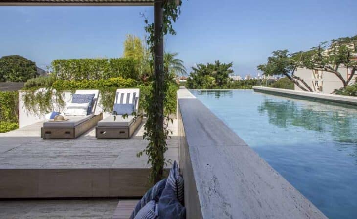 Piso para piscina: tipos e cuidados 9 Foto de piso para piscina 4 - 3