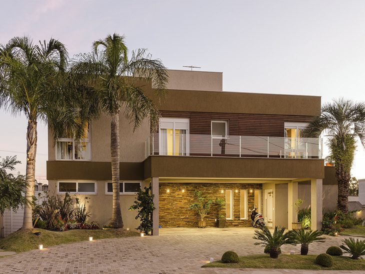 Platibanda: estilo e funcionalidade para uma fachada contemporânea 3 Fonte: Reprodução / Happy Arquitetura