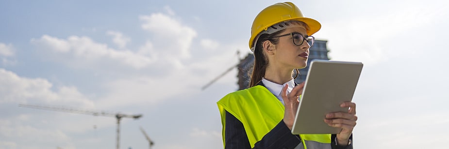 Descubra como mulheres estão transformando a engenharia civil. 1 Descubra como mulheres estão transformando a engenharia civil.