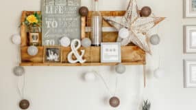 10 Ideias de Decoração com Caixotes: Criativas e Acessíveis 9 Mostra de prateleiras feitas com pallet.