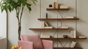 Conheça 10 Ideias de Prateleiro Rústica para Decorar Seu Lar 5 A prateleira rústica é ideal para organizar os itens na cozinha, trazendo um toque natural ao ambiente.