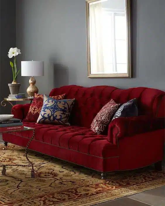 O Impacto das Cores na Decoração e no Bem-Estar 2 Psicologia das cores, sofá vermelho