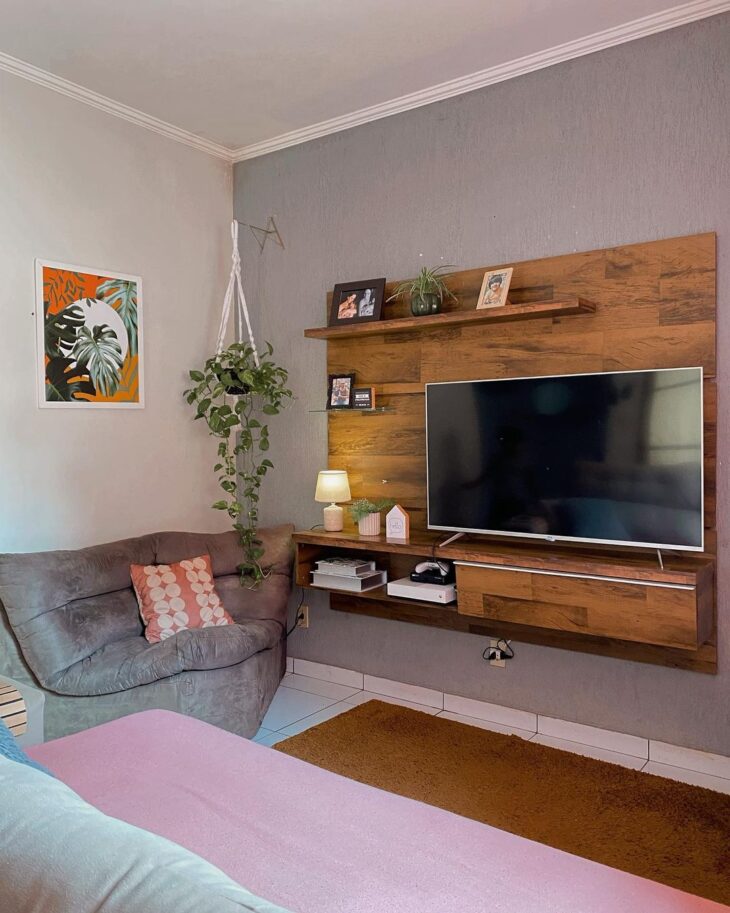10 Inspirações de Racks de Madeira para Decorar sua Sala 9 Base Arquitetura