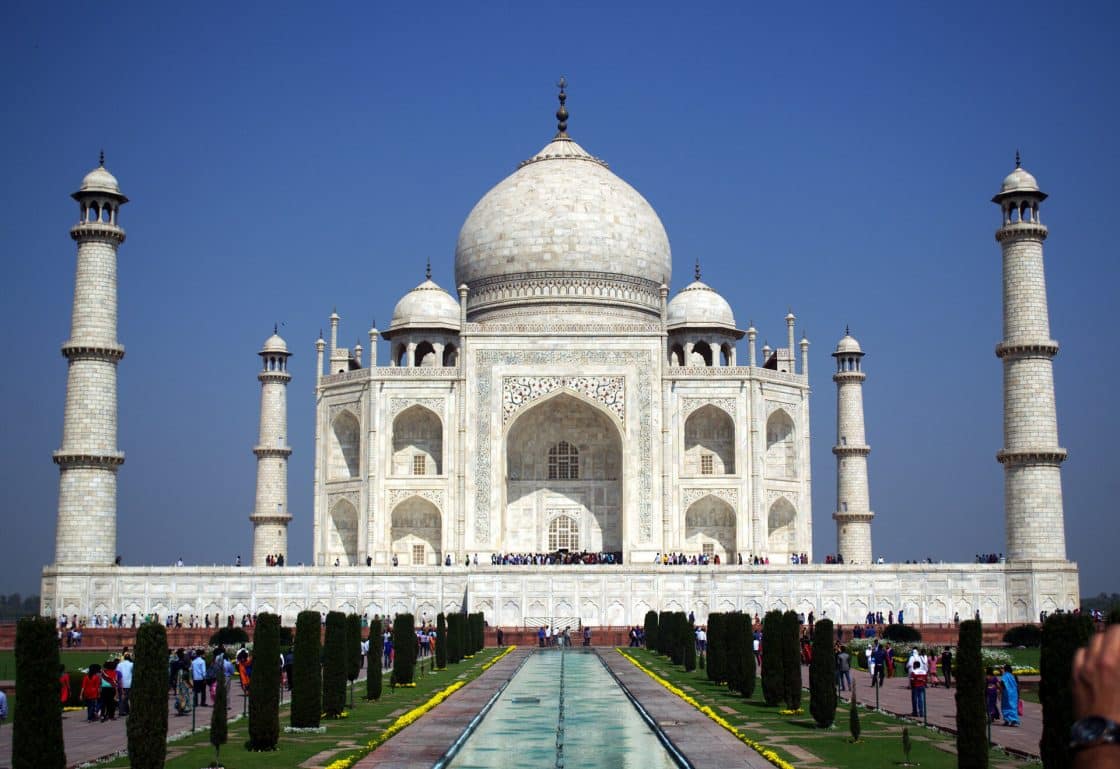 Revestimento de mármore: opções para um projeto mais sofisticado 10. 5 Uma das sete maravilhas do mundo moderno, o Taj Mahal é revestido por mármore.