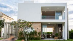 Modelos de Casa: 10 Ideias e Projetos 5 Foto de sobrado pequeno.